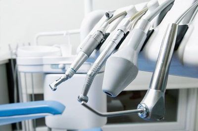 杭州辦理《醫(yī)療器械經(jīng)營(yíng)許可證》人員資質(zhì)詳解 關(guān)鍵要求與常見(jiàn)問(wèn)題